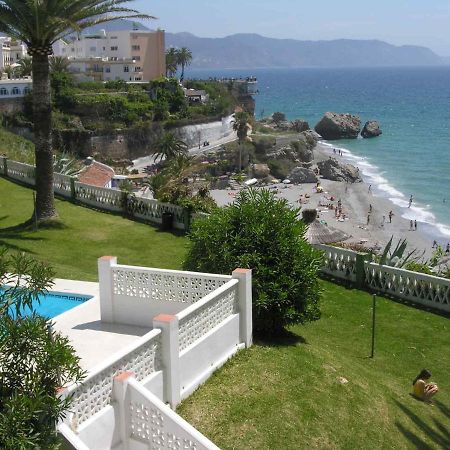 Acapulco Playa Bluewater Villas Нерха Екстериор снимка