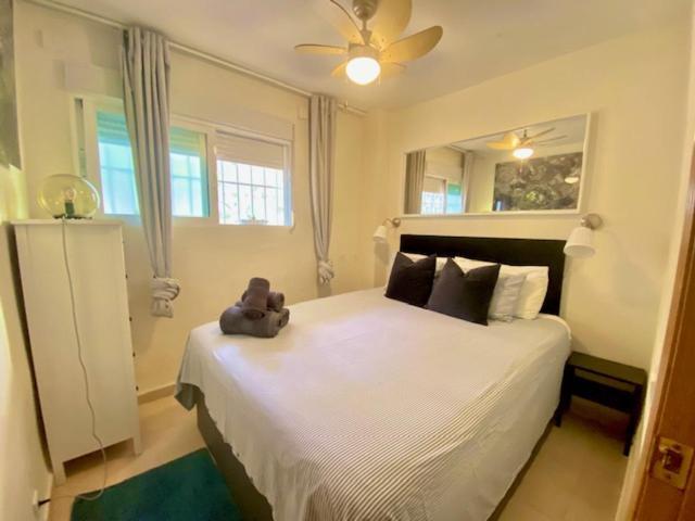 Acapulco Playa Bluewater Villas Нерха Екстериор снимка